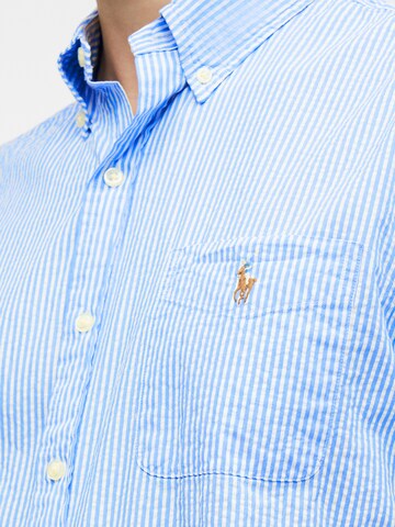 Polo Ralph Lauren Средняя посадка Рубашка в Синий