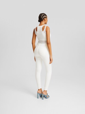 Skinny Jean Bershka en blanc