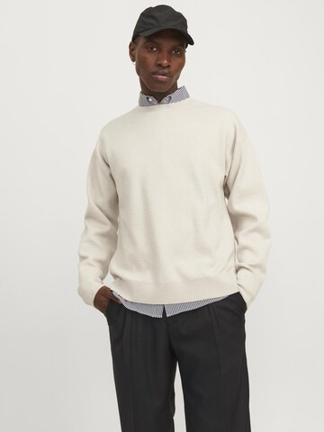 JACK & JONES Sweater in Beige: front