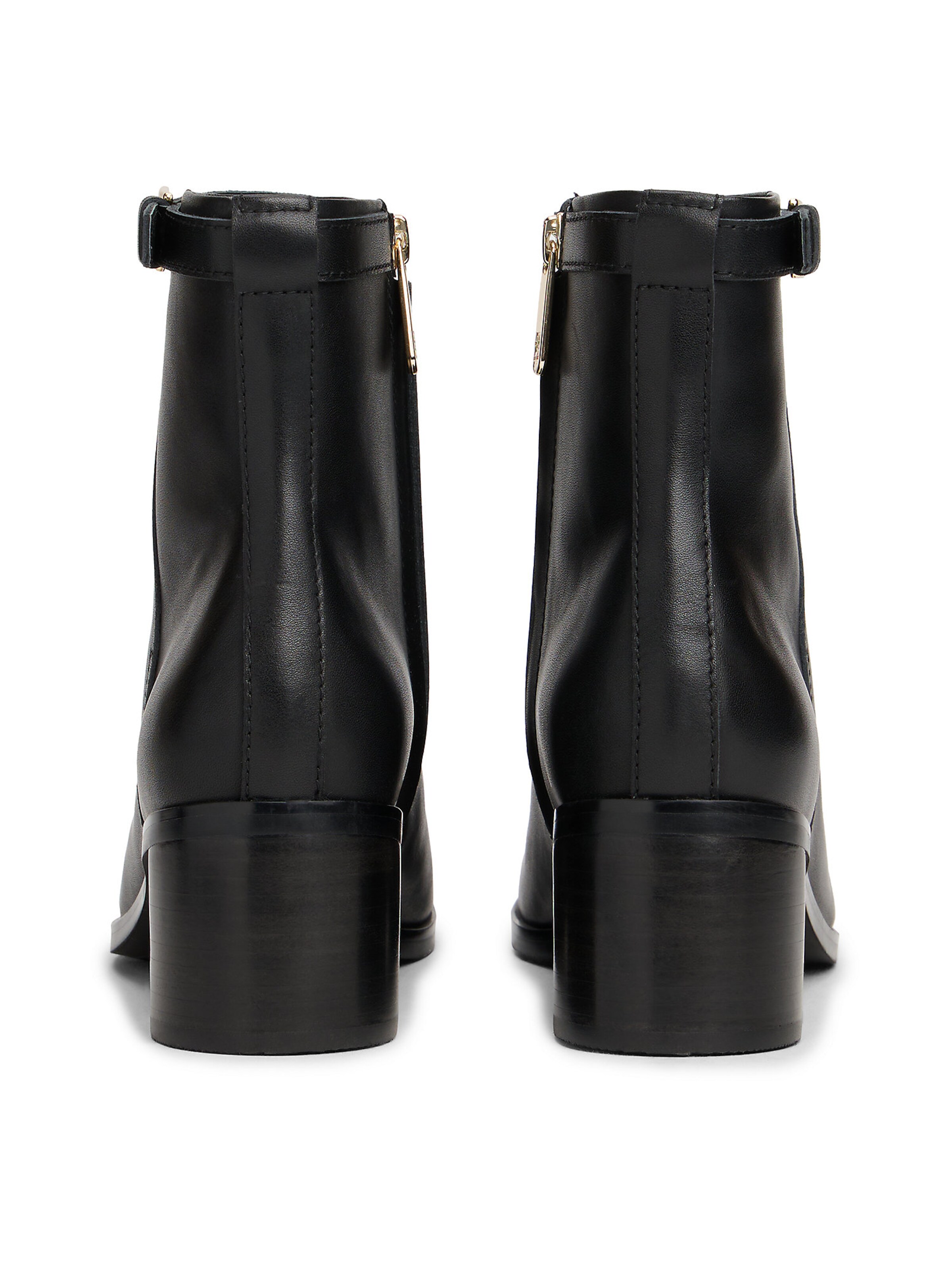 TOMMY HILFIGER Booties in Black