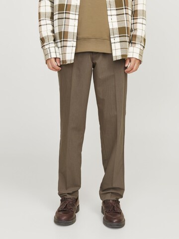 JACK & JONES Regular Trousers with creases in Brown: front
