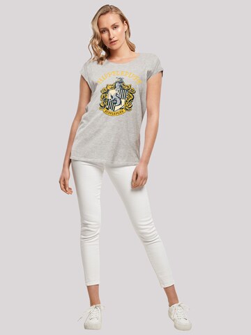 F4NT4STIC Shirt 'Harry Potter Hufflepuff Crest' in Grau