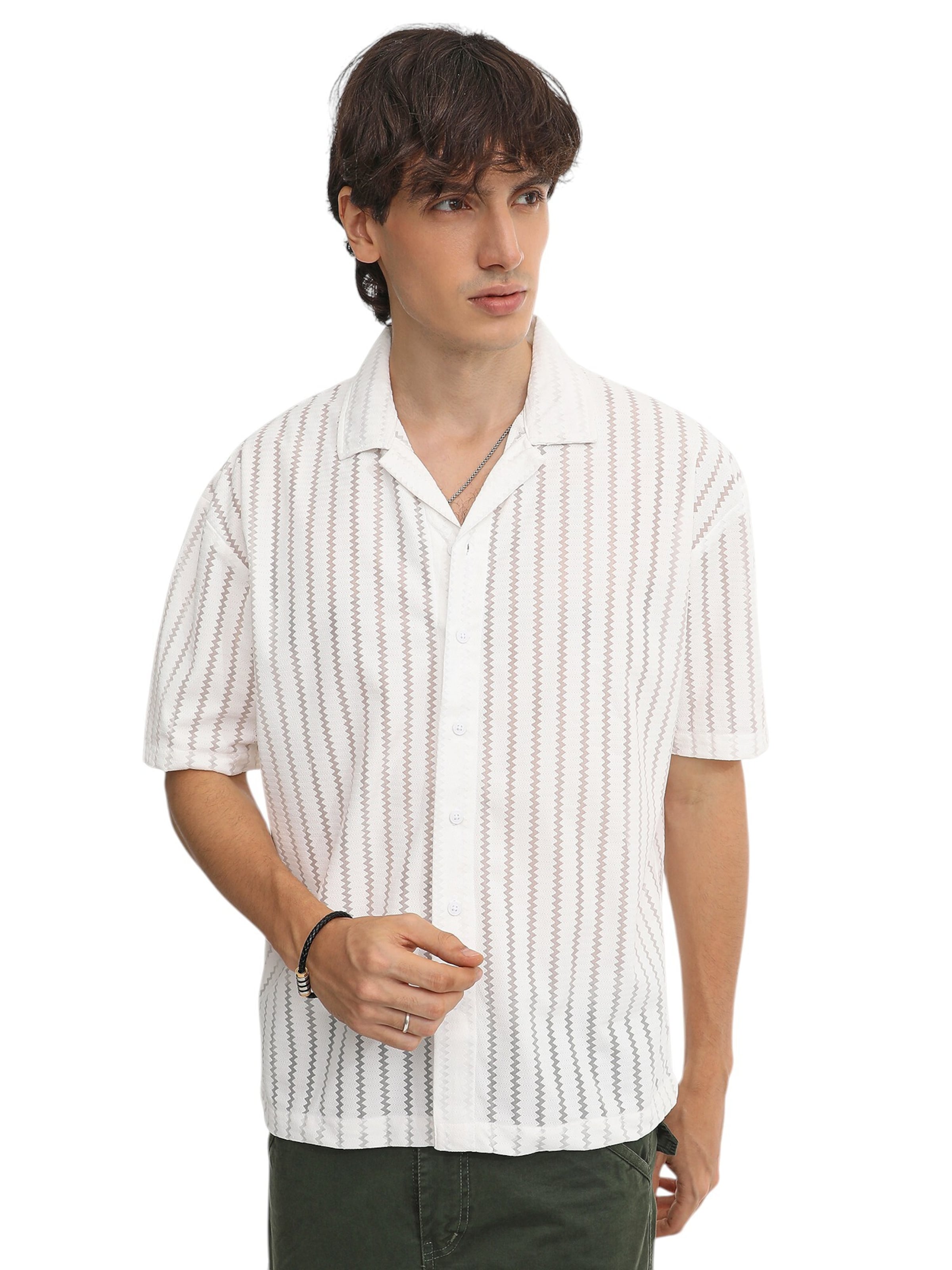Coupe regular Chemise 'Trace' Campus Sutra en blanc : devant