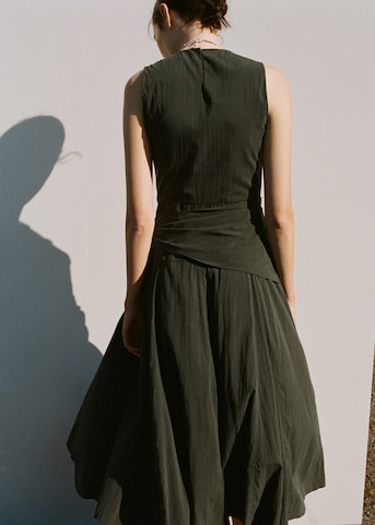 Robe MANGO en vert