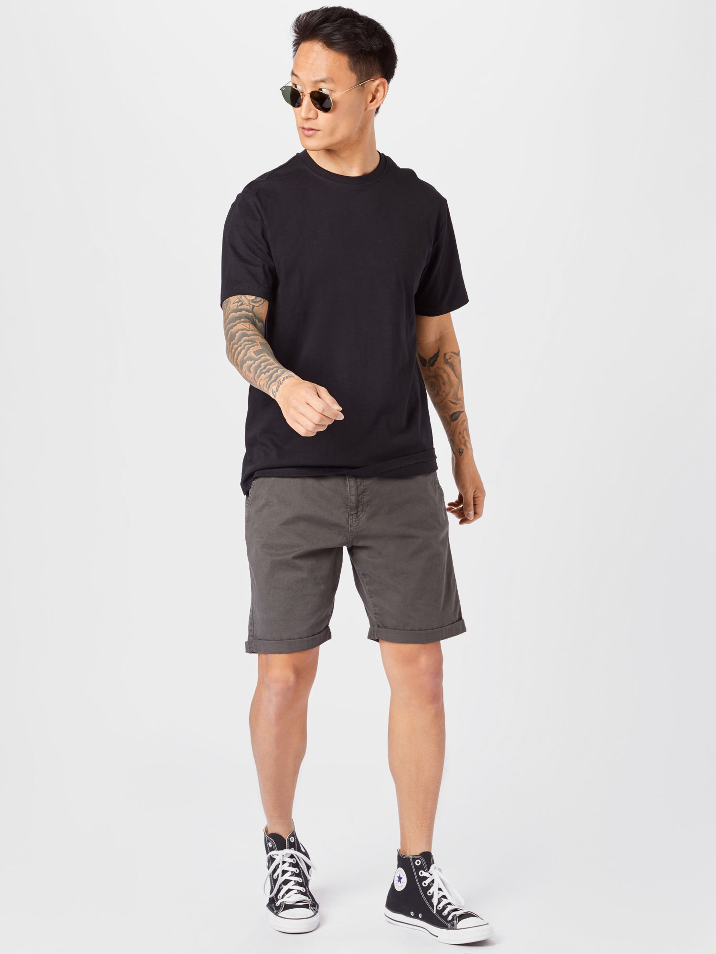 Men T-shirts | Only & Sons Shirt in Black - ZH62014