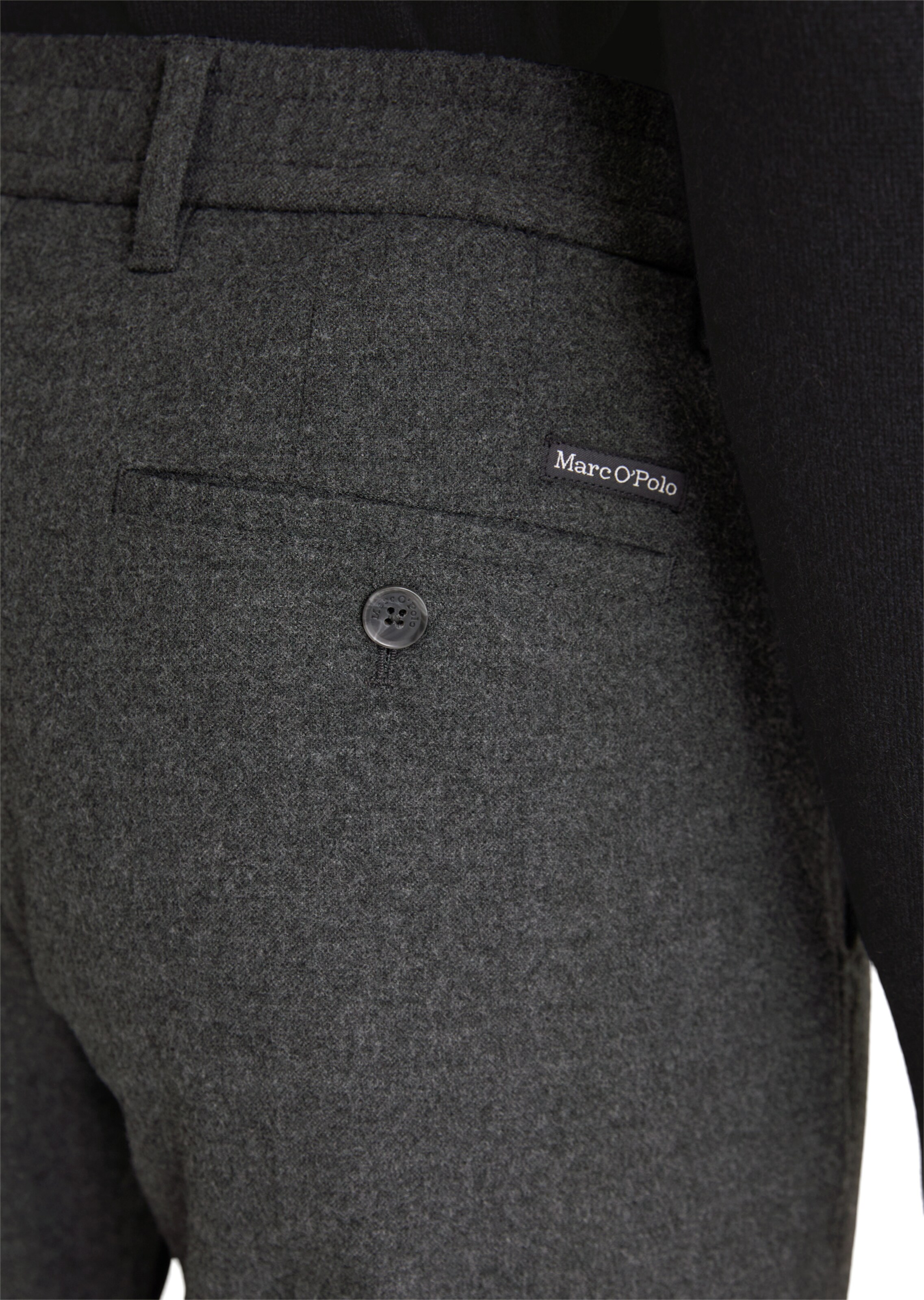 Marc O'Polo Regular Pleat-front trousers 'Osby' in Black