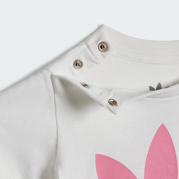 ADIDAS ORIGINALS - Conjunto en rosa
