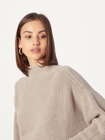 WEEKDAY Sweater 'Emmy' in Brown