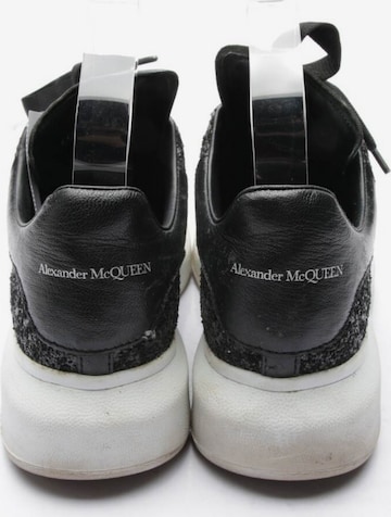 Alexander McQueen Turnschuhe / Sneaker 38,5 in Schwarz
