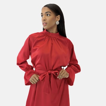 Elara Kleid 'Abaya' in Rot