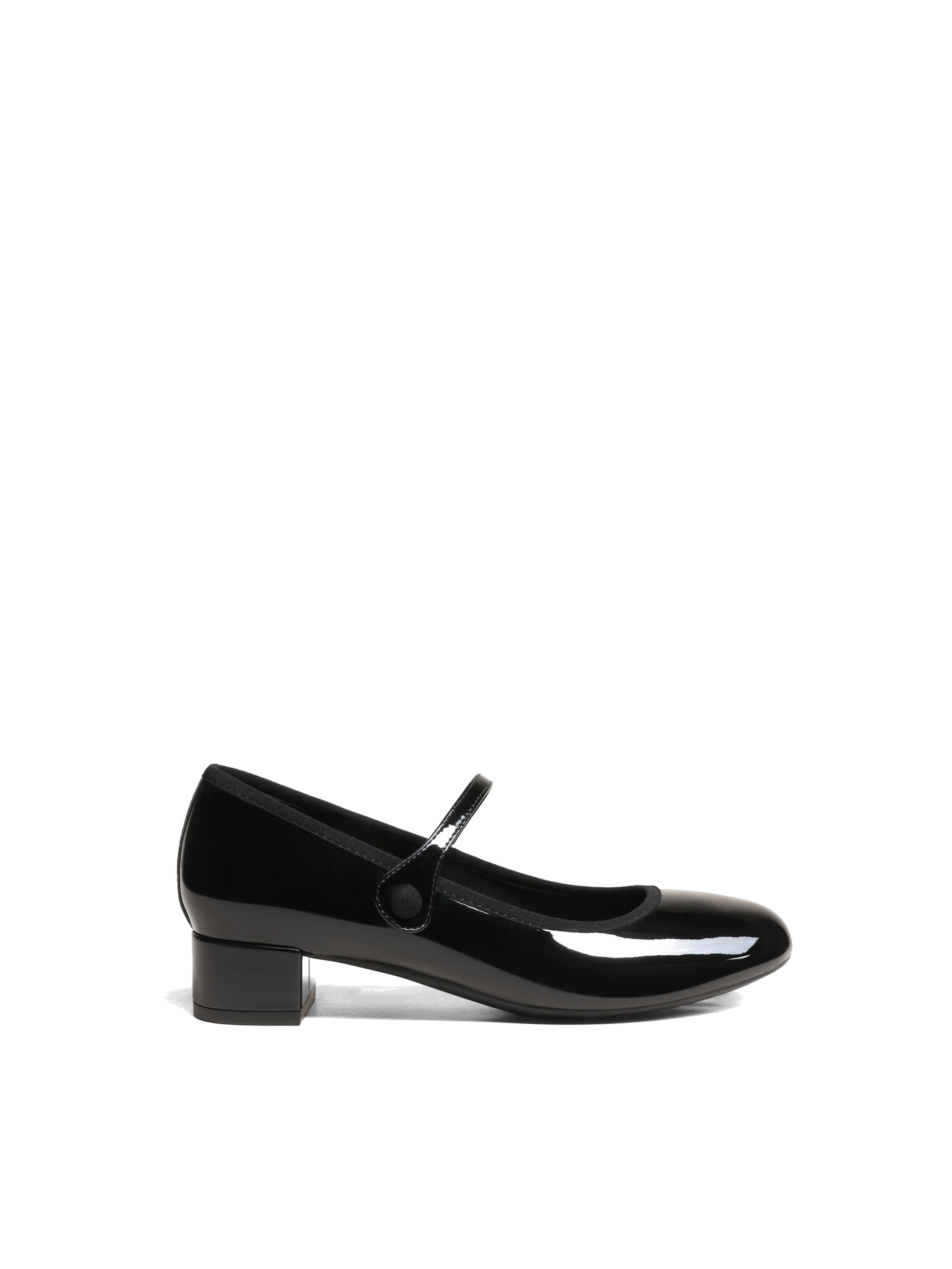 Dream Pairs Pumps in Black