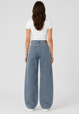 Elara Vat Jeans in Blauw