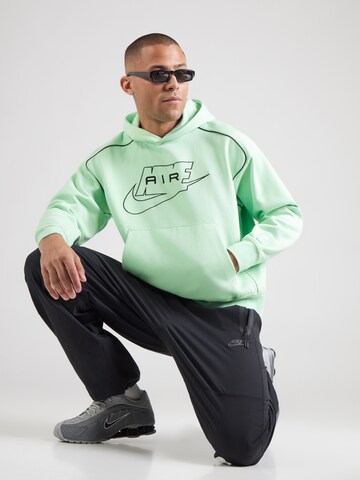 Felpa 'Air' di Nike Sportswear in verde