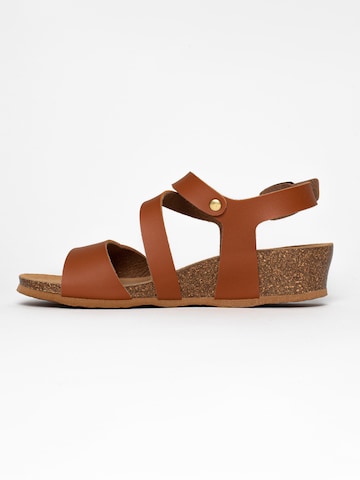 Bayton Strap sandal 'Reus' in Brown