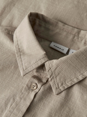NAME IT - Ajuste regular Camisa en gris