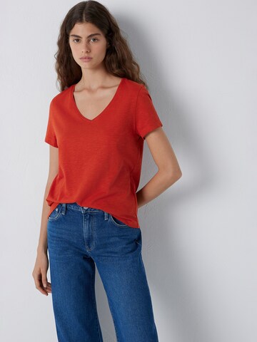 Mavi Shirt in Red: front