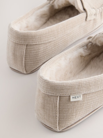 Next Huisschoenen in Beige
