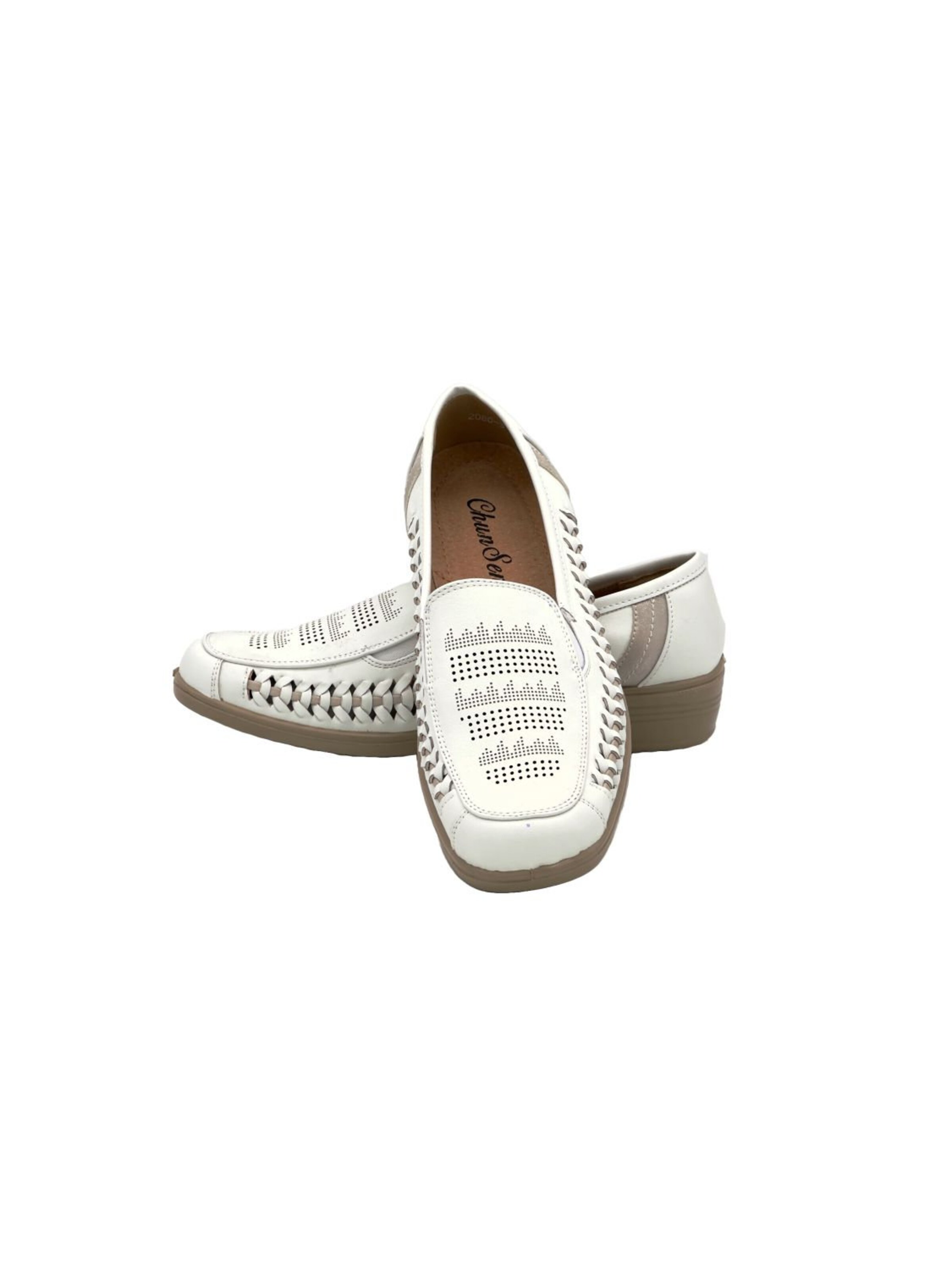 Nowaland Slipper‌‌‌ in Weiß