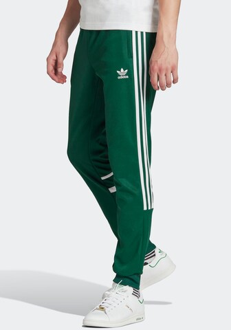 ADIDAS ORIGINALS Tapered Hose 'Adicolor Classics Cutline' in Grün: Vorderseite