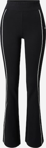 Nike Sportswear Flared Hose in Schwarz: predná strana