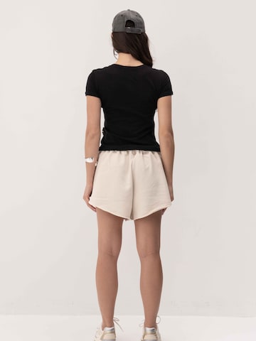 FEMSSY Shirt 'PURE'‌‌‌‌‌ in Schwarz