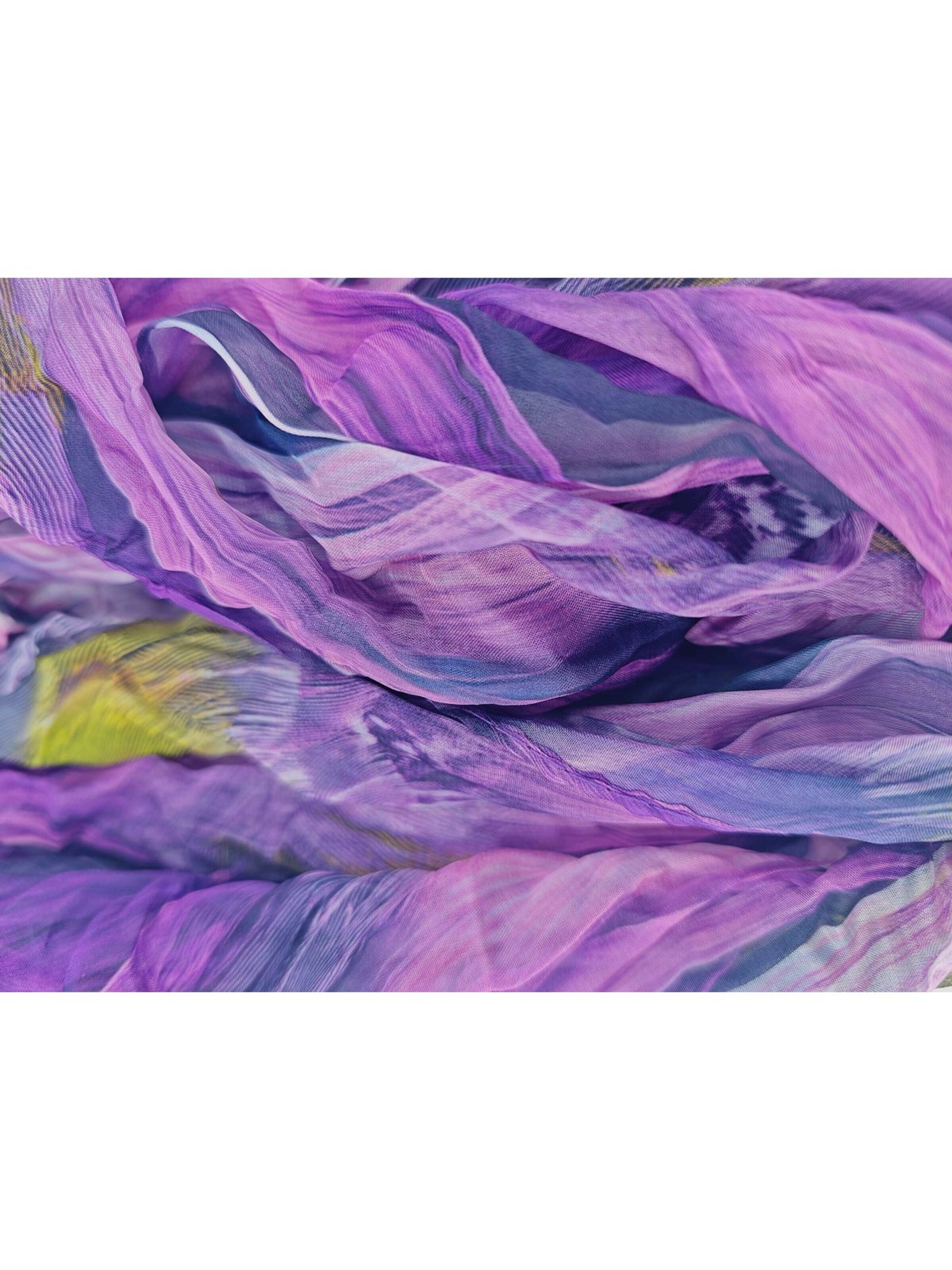 styleBREAKER Loop scarf 'Loop Schal Feder Muster' in Purple
