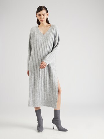 TOPSHOP Knitted dress in Grey: front