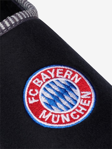FC BAYERN MÜNCHEN Hausschuh 'FC Bayern München' in Schwarz