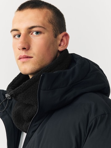 Next Csősálak - fekete