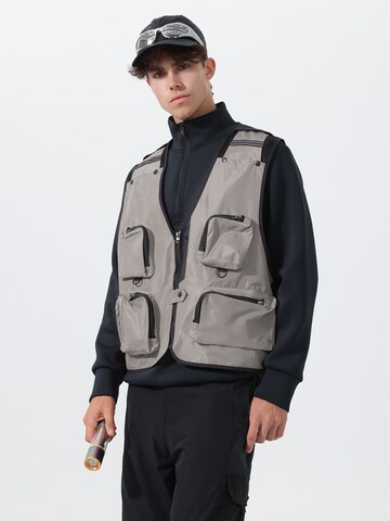 Youthup Sports Vest in Green