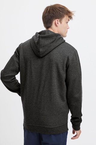 !Solid Zip-Up Hoodie 'Olli' in Grey