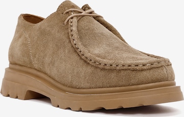 Scarpa stringata di Derimod in marrone: frontale