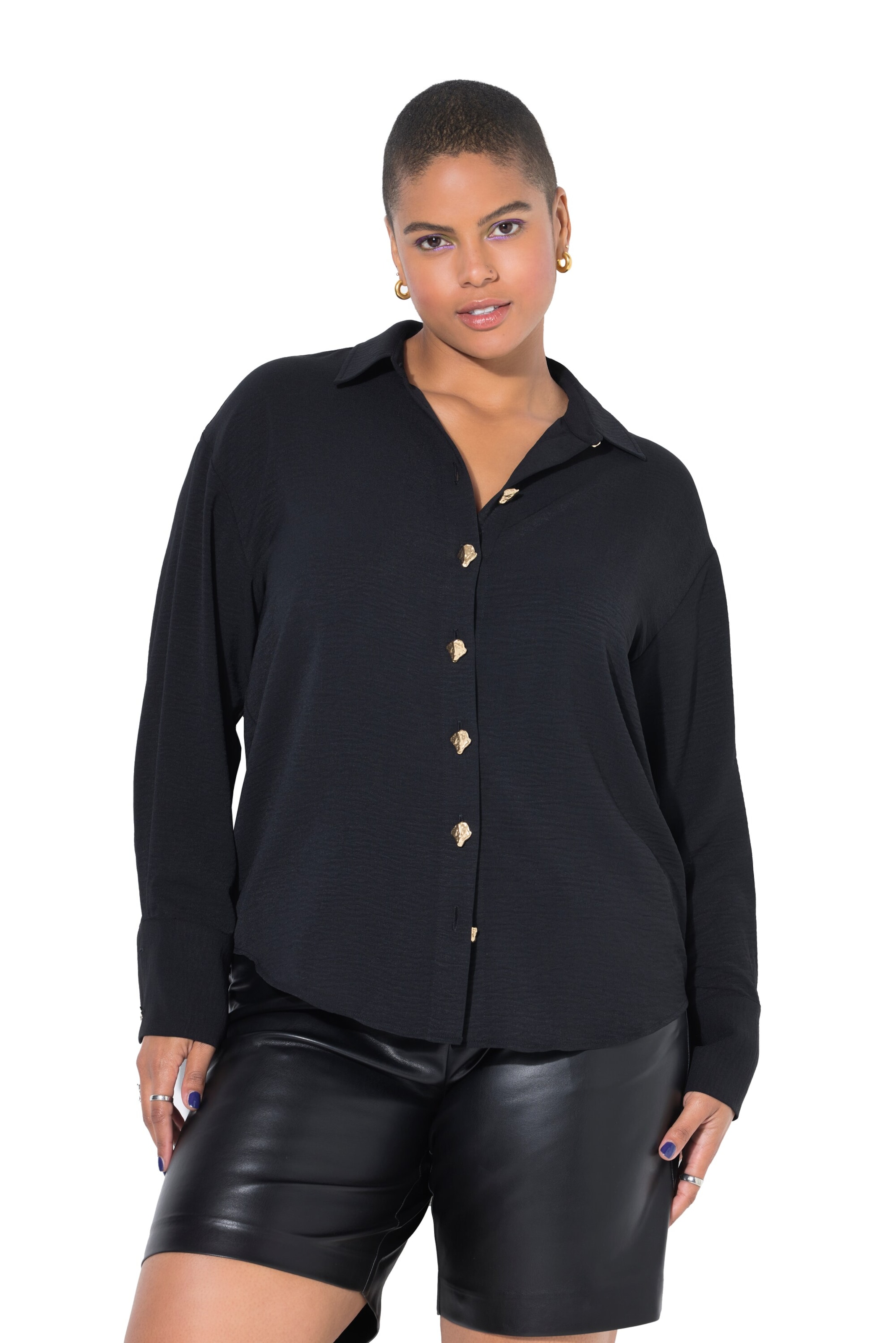 Studio Untold Blouse in Black: front