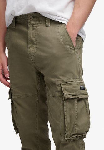 Superdry & Co Regular Cargo Pants 'Core' in Green
