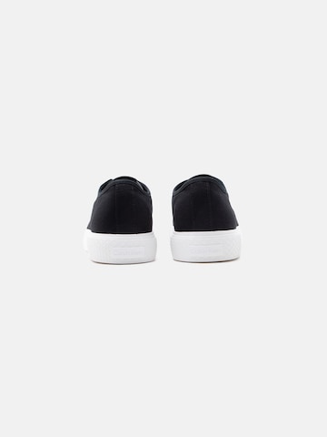 Baskets basses Calvin Klein en noir