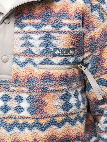 balta COLUMBIA Sportinio tipo megztinis 'Helvetia™ II'