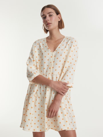 EDITED Skjortklänning 'Marisa' i beige: framsida