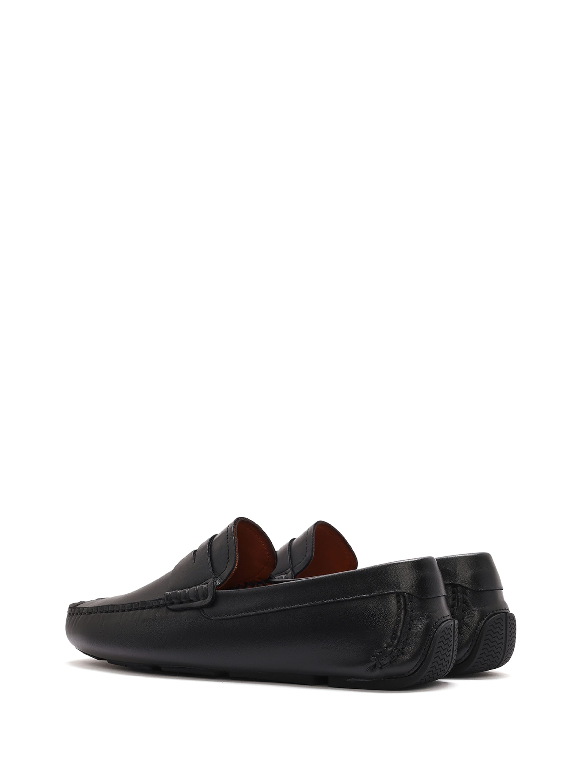 Derimod - Mocassins em preto