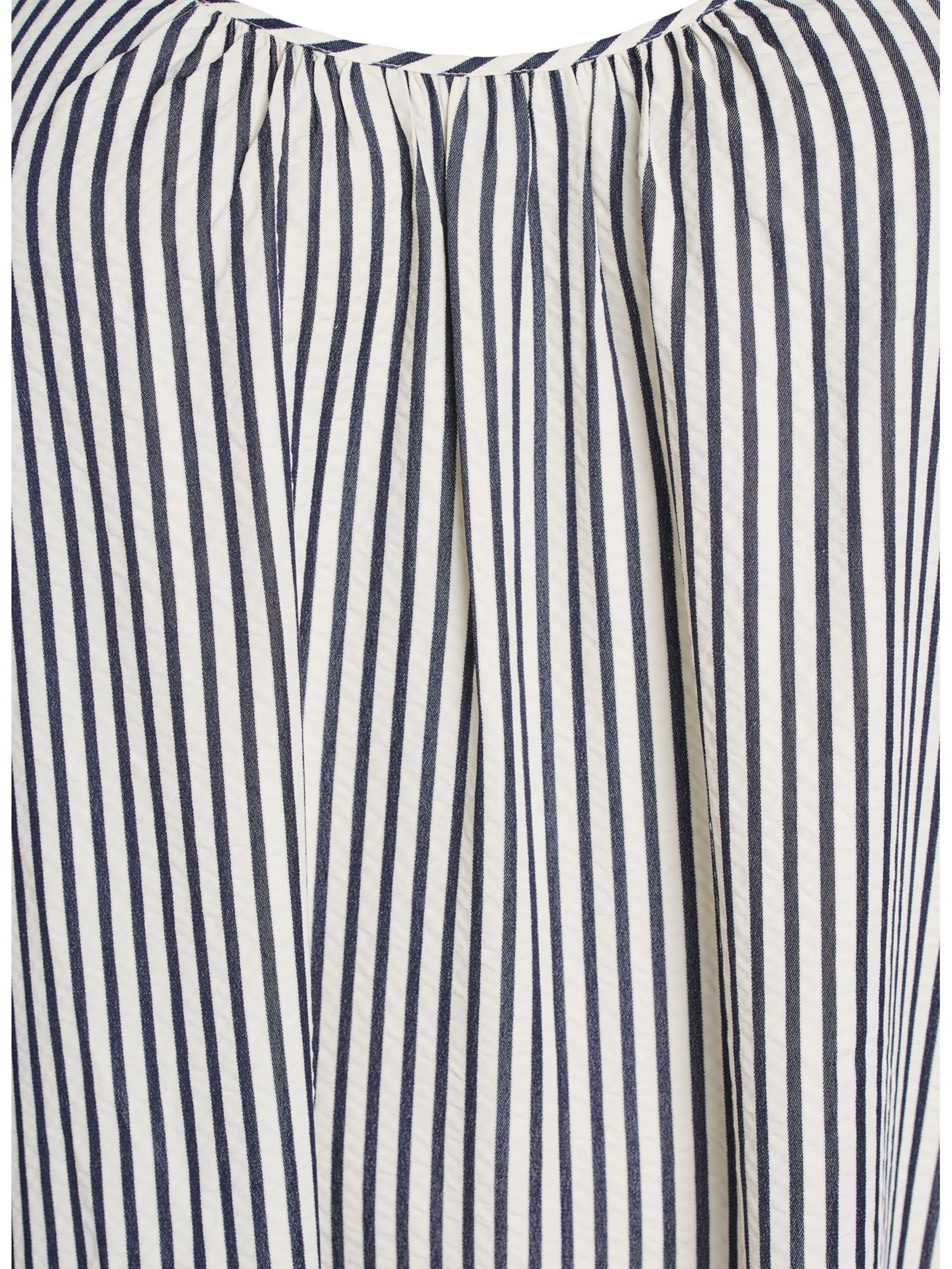 Robe 'Canavas' Zizzi en noir