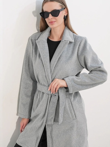 Cappotto di mezza stagione 'Mäntel' di Bigdart in grigio