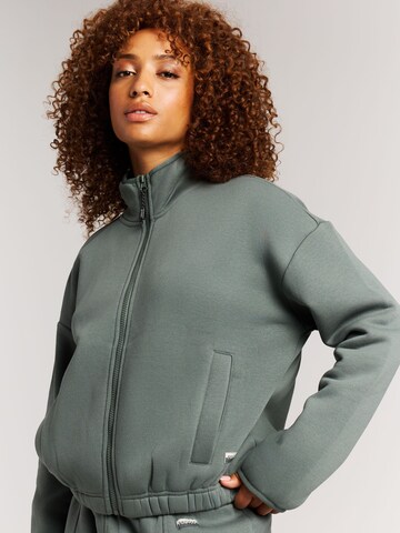 PROTEST Pullover 'PRTKarita'‌ in Grün