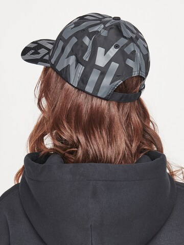 Cappello da baseball 'Love' di ABOUT YOU x VIAM Studio in nero: dietro