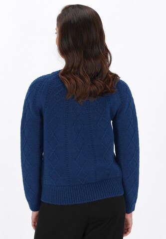 Usha Trui in Blauw
