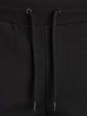 Tapered Pantaloni 'Gordon Shark' di JACK & JONES in nero