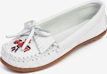 Minnetonka - Mocassins 'Thunderbird' em branco