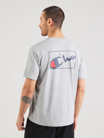 Champion Authentic Athletic Apparel T-Shirt in Grau: Vorderseite