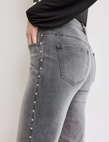 TAIFUN Regular Jeans in Grey