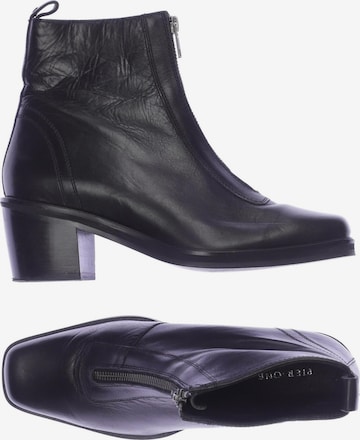 Pier One Dress Boots in 38 in Black: front