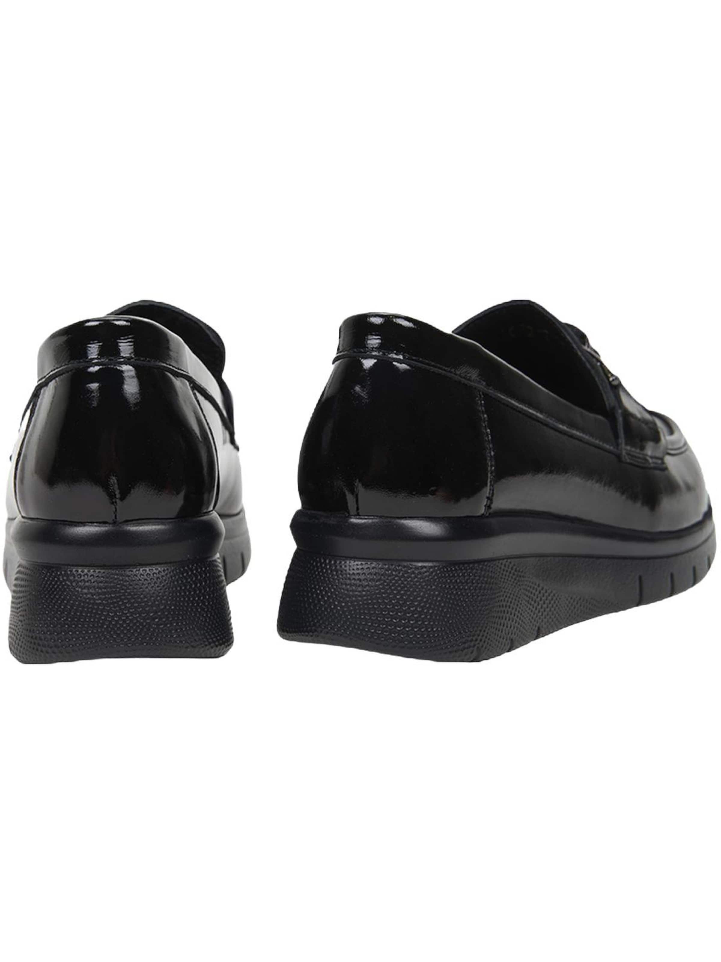 Desa Classic Flats 'Slipper' in Black