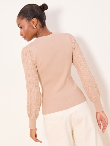 Lipsy Pullover in Beige
